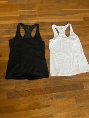 90 DEGREE Bundle of 2 Women’s Racerback Tank Top - Dark grey  and White